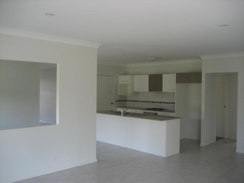 3 Copmanhurst Place, Sumner QLD 4074