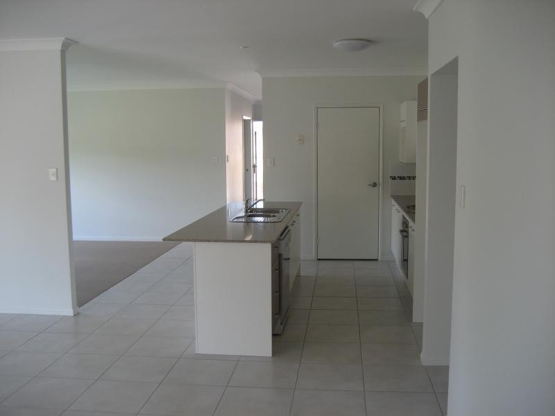 3 Copmanhurst Place, Sumner QLD 4074