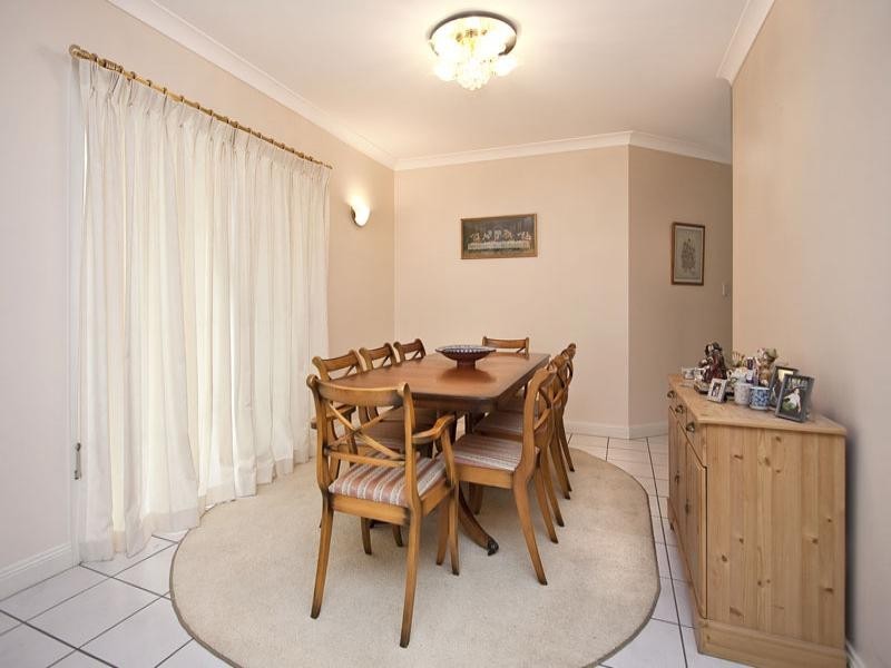 22 Mozart Place, Mount Ommaney QLD 4074