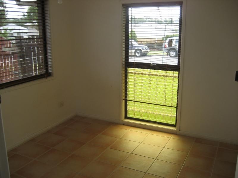 10 Loffs Road, Jamboree Heights QLD 4074