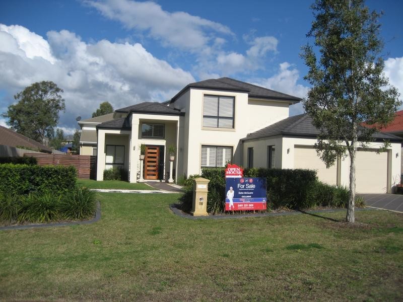 16 Bottlebrush Street, Heathwood QLD 4110