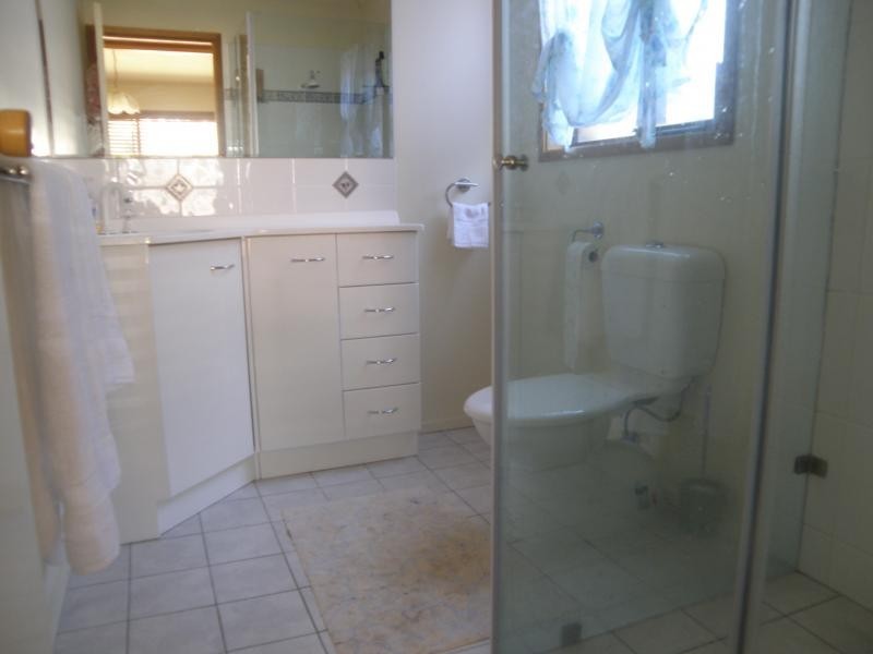 10 Clutha Street, Westlake QLD 4074