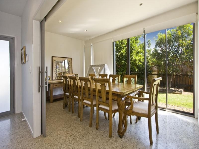 1 Balonne Ave, Sinnamon Park QLD 4073