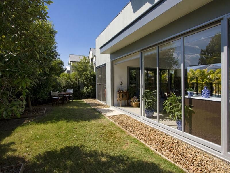 1 Balonne Ave, Sinnamon Park QLD 4073