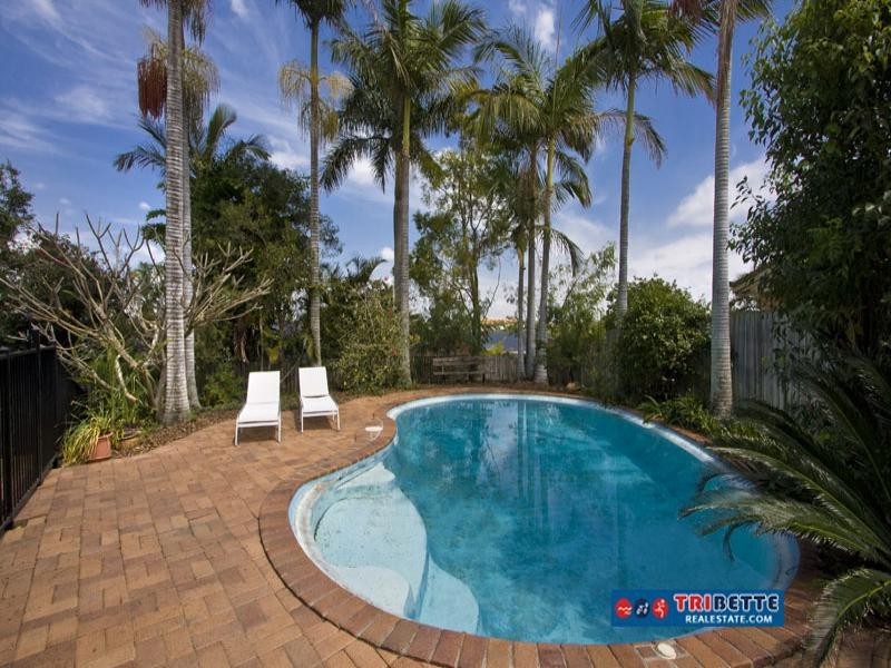 8 Barup Close, Middle Park QLD 4074