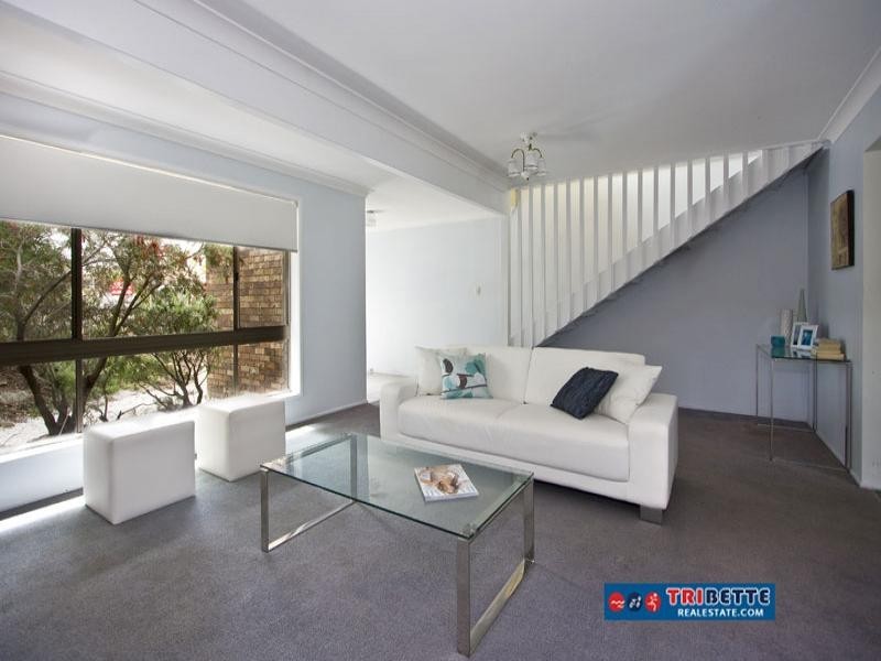 8 Barup Close, Middle Park QLD 4074