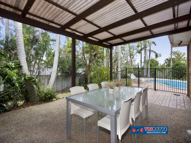 8 Barup Close, Middle Park QLD 4074