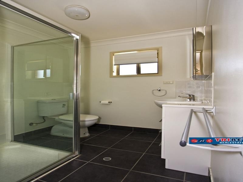 8 Barup Close, Middle Park QLD 4074