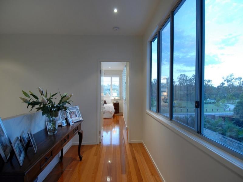 55 Burdekin Dr, Sinnamon Park QLD 4073