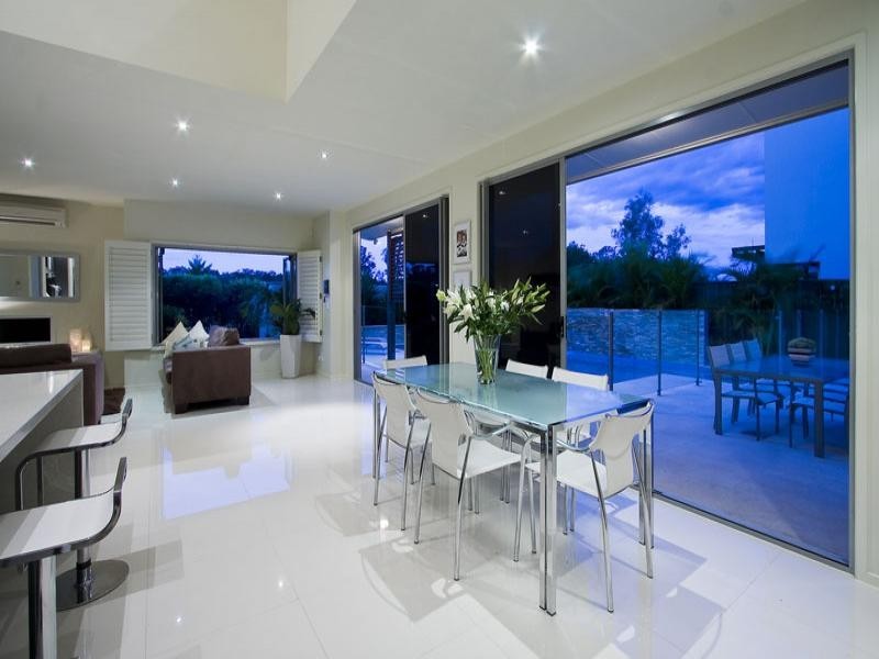 55 Burdekin Dr, Sinnamon Park QLD 4073