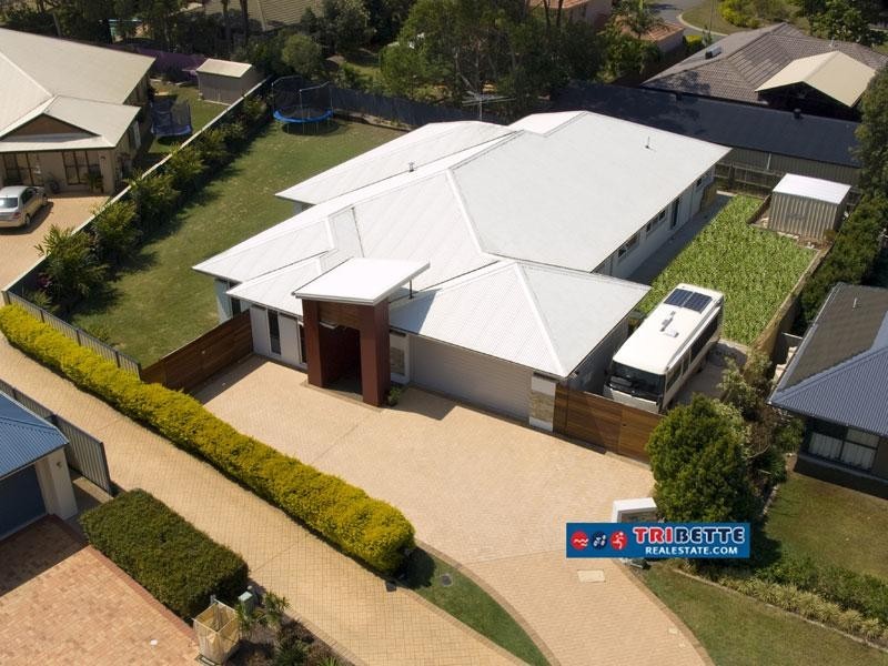 27 Lancaster Ct, Moggill QLD 4070