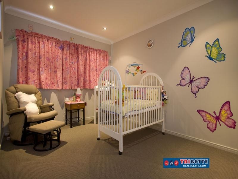 27 Lancaster Ct, Moggill QLD 4070