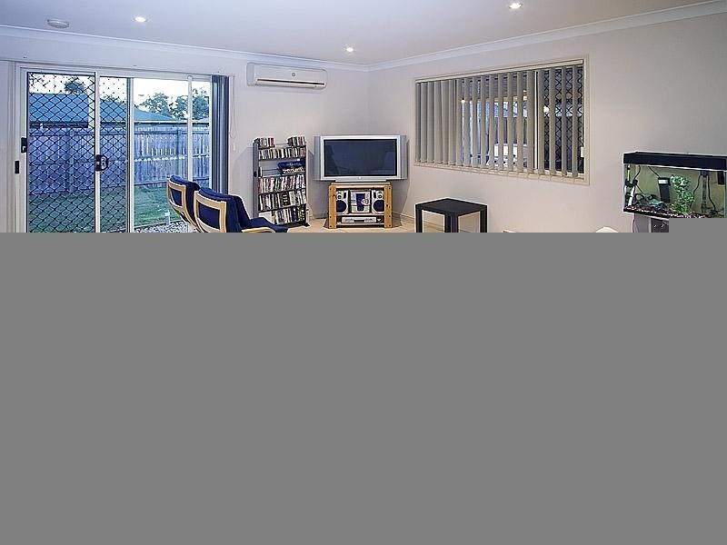 7 Piper Place, Springfield Lakes QLD 4300