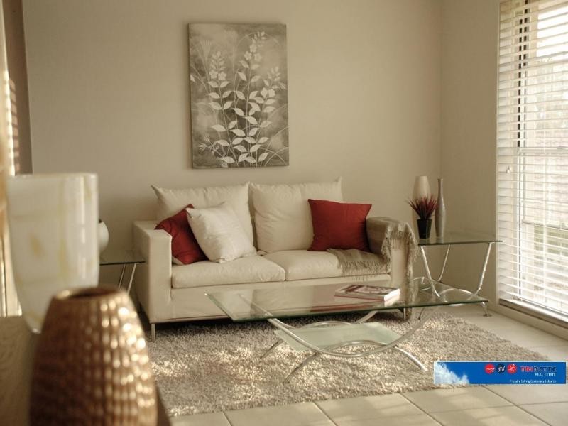 19 Buscall Ct, Sinnamon Park QLD 4073