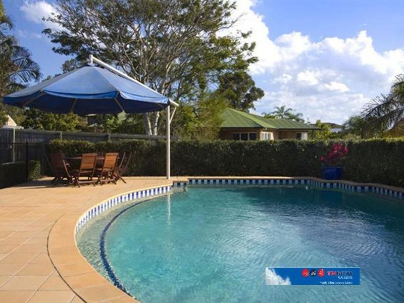 19 Buscall Ct, Sinnamon Park QLD 4073