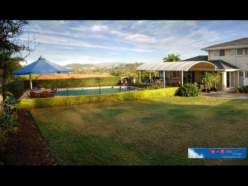 19 Buscall Ct, Sinnamon Park QLD 4073