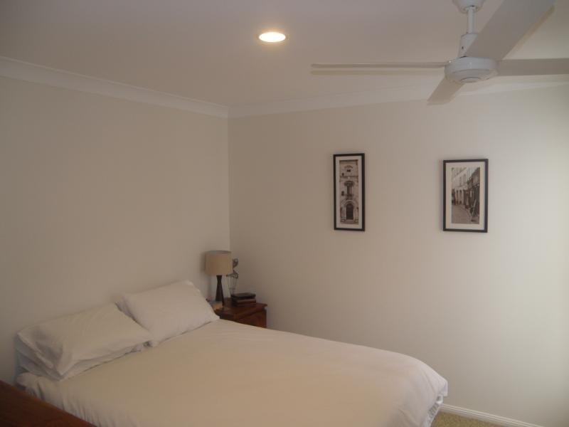 17 Chelsea PL, Forest Lake QLD 4078