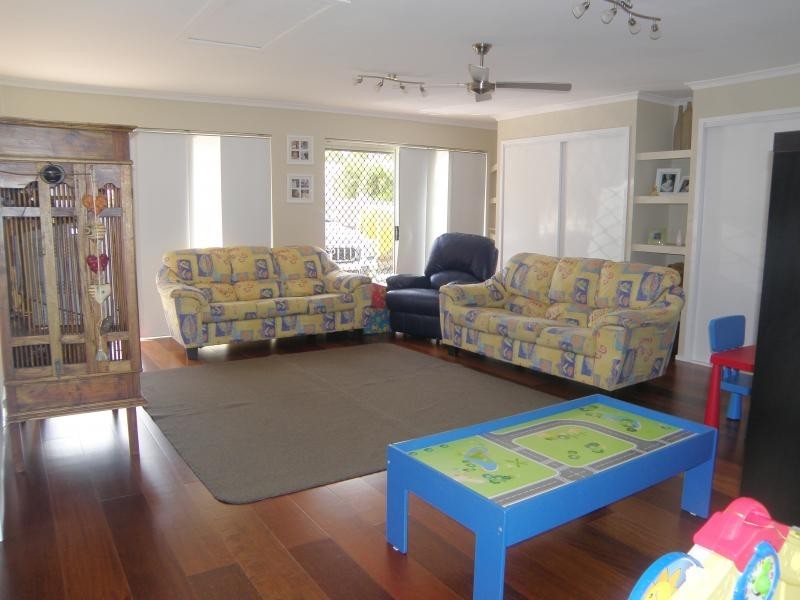 2 Tracy Place, Sinnamon Park QLD 4073