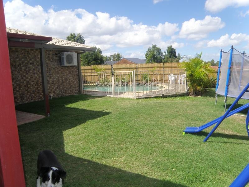 2 Tracy Place, Sinnamon Park QLD 4073