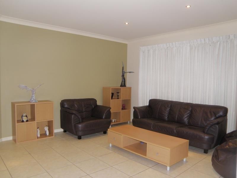 164 Edenbrooke Dr, Seventeen Mile Rocks QLD 4073