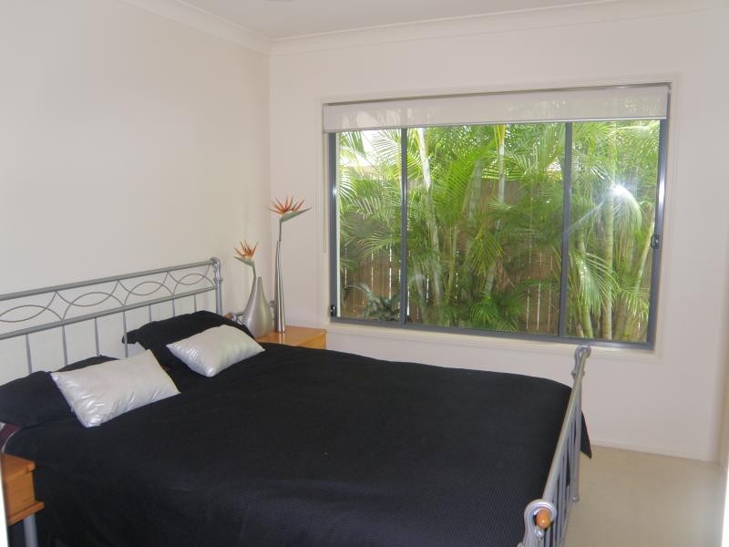 164 Edenbrooke Dr, Seventeen Mile Rocks QLD 4073