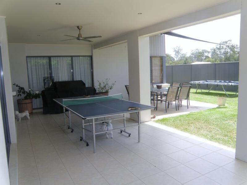 164 Edenbrooke Dr, Seventeen Mile Rocks QLD 4073