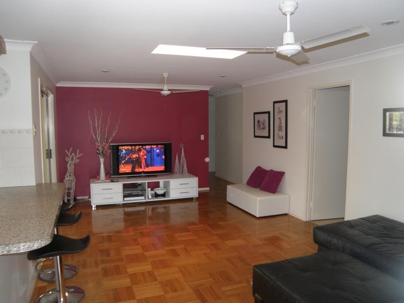 81 Canowie Rd, Jindalee QLD 4074