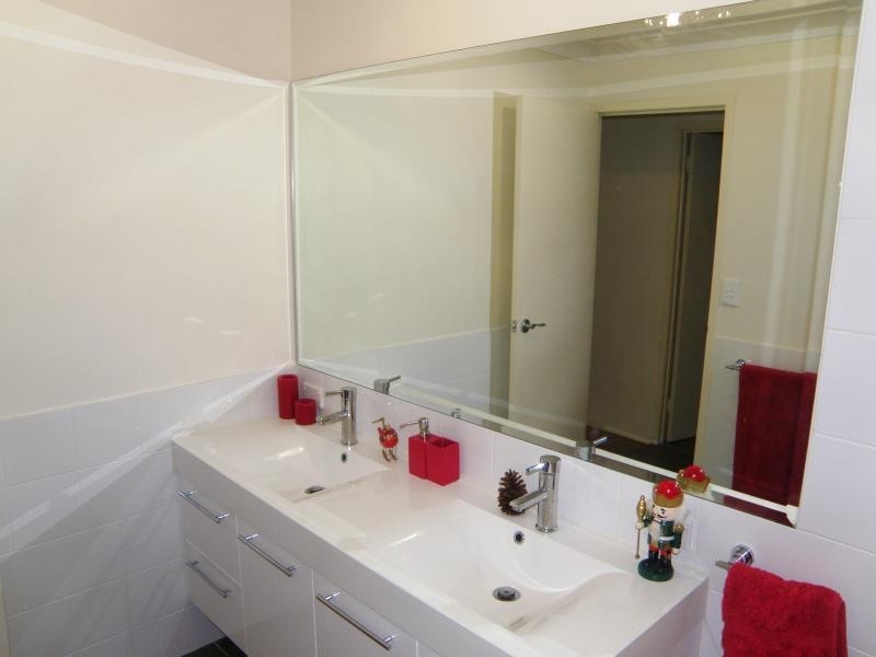 81 Canowie Rd, Jindalee QLD 4074