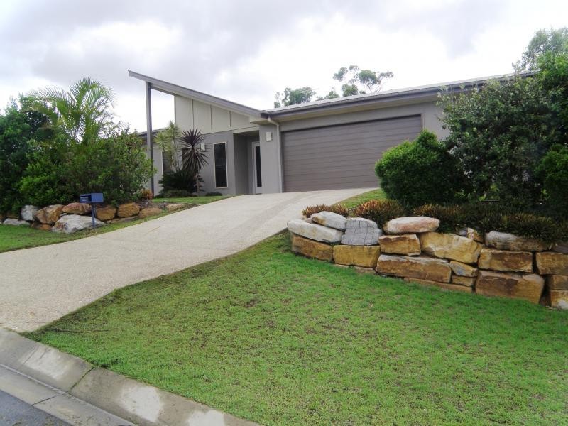 7 Zoe Pl, Moggill QLD 4070