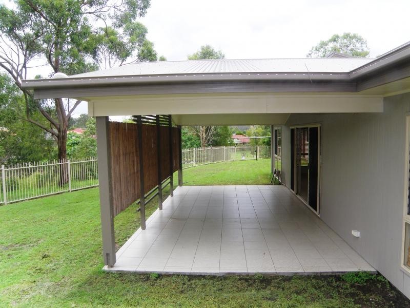 7 Zoe Pl, Moggill QLD 4070
