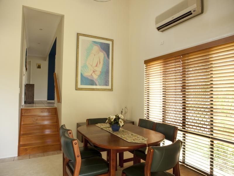 5 Natone Crt, Sinnamon Park QLD 4073