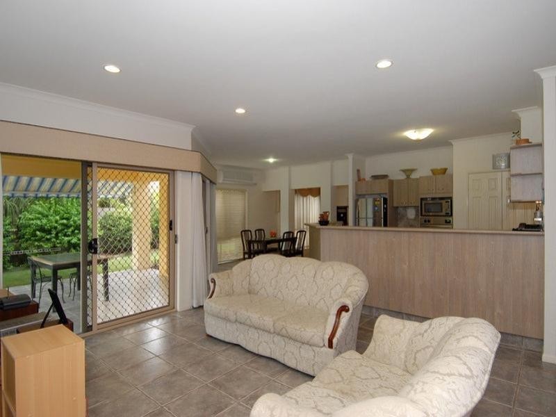 105 Thomas McLeod, Sinnamon Park QLD 4073