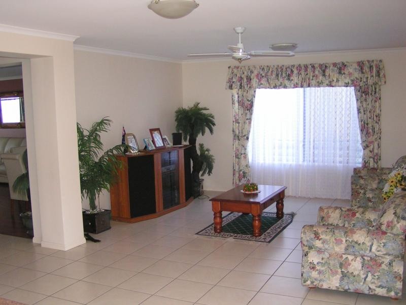 3 Applegum Place, Molendinar QLD 4214