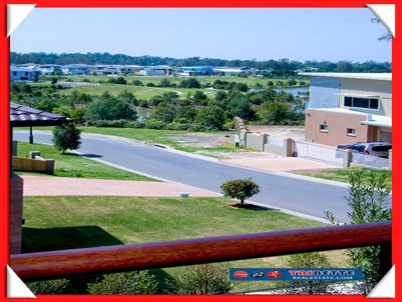 1 Mosman Ct, Sinnamon Park QLD 4073