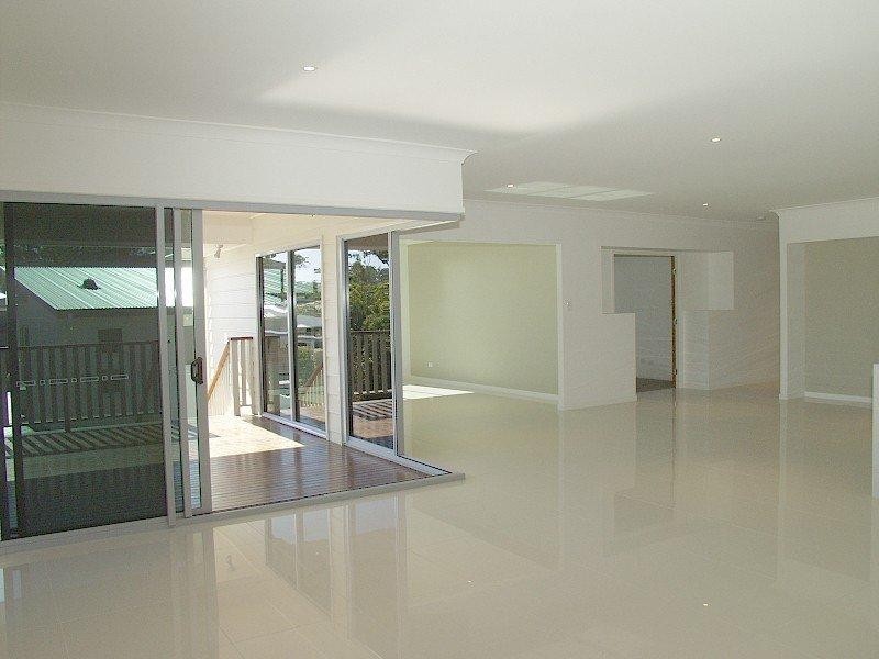 29 Goodenia Cr, Seventeen Mile Rocks QLD 4073