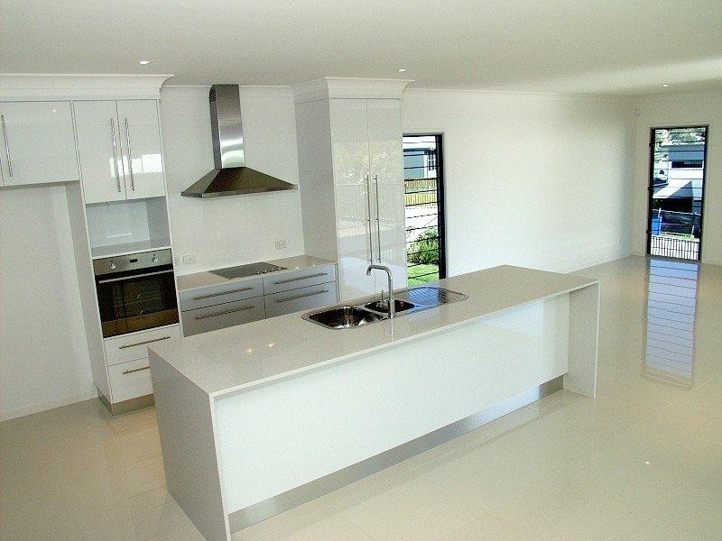 29 Goodenia Cr, Seventeen Mile Rocks QLD 4073