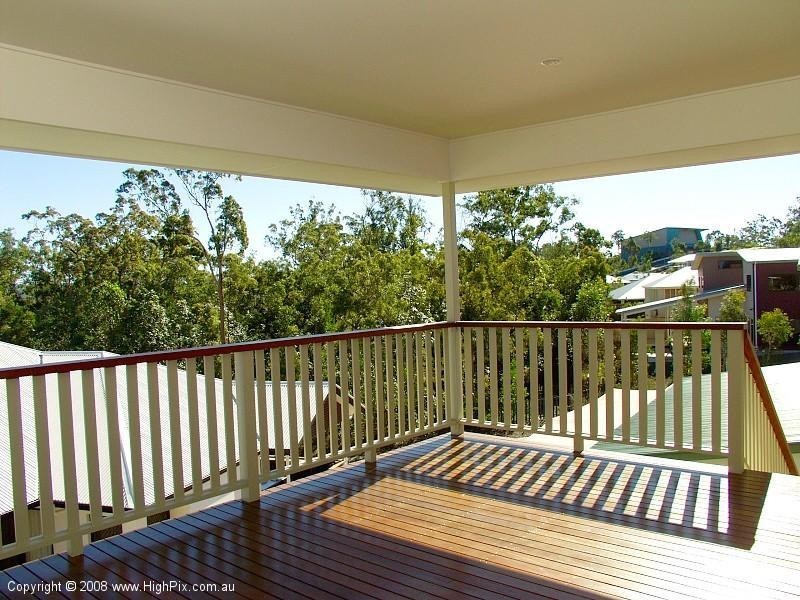 29 Goodenia Cr, Seventeen Mile Rocks QLD 4073