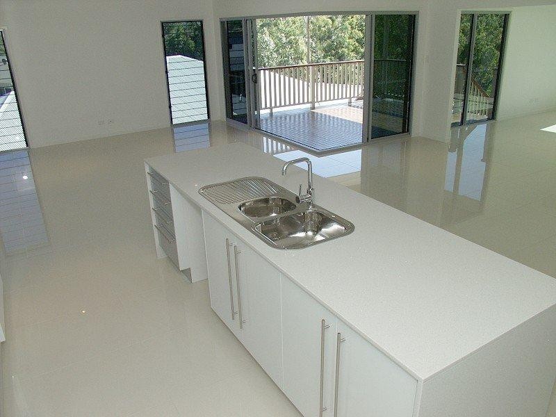 29 Goodenia Cr, Seventeen Mile Rocks QLD 4073