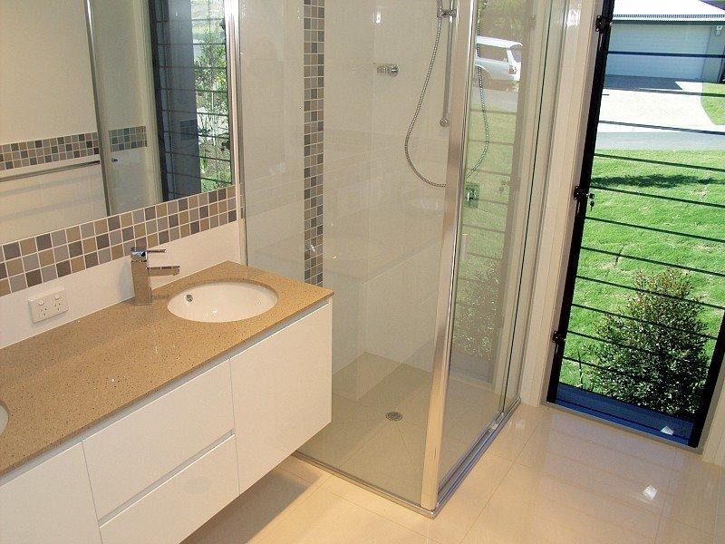 29 Goodenia Cr, Seventeen Mile Rocks QLD 4073