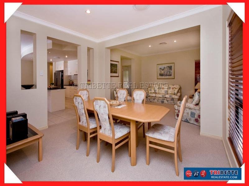 63 Wendouree Cr, Westlake QLD 4074
