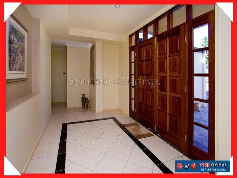 63 Wendouree Cr, Westlake QLD 4074