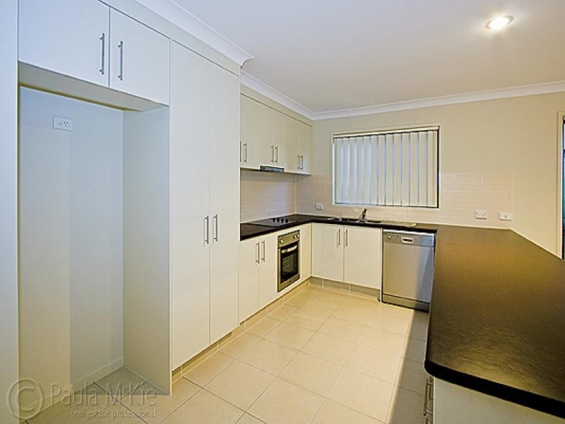 31 Parkview Drive, Springfield Lakes QLD 4300