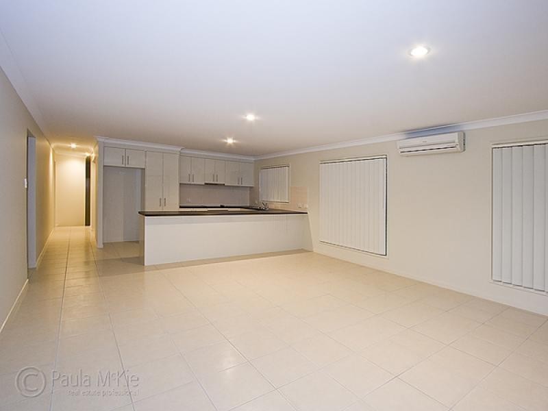 31 Parkview Drive, Springfield Lakes QLD 4300