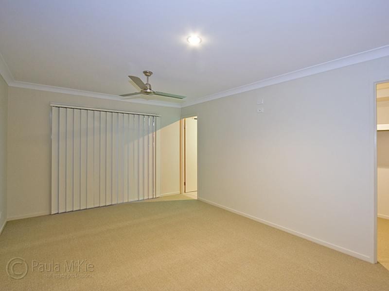 31 Parkview Drive, Springfield Lakes QLD 4300