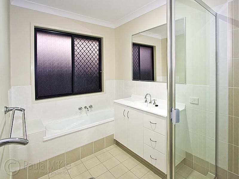 31 Parkview Drive, Springfield Lakes QLD 4300