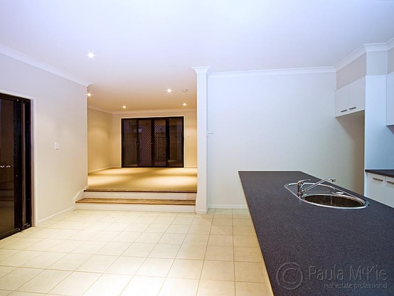 12 Driftwood Place, Springfield Lakes QLD 4300