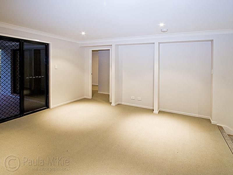 10 Driftwood Place, Springfield Lakes QLD 4300