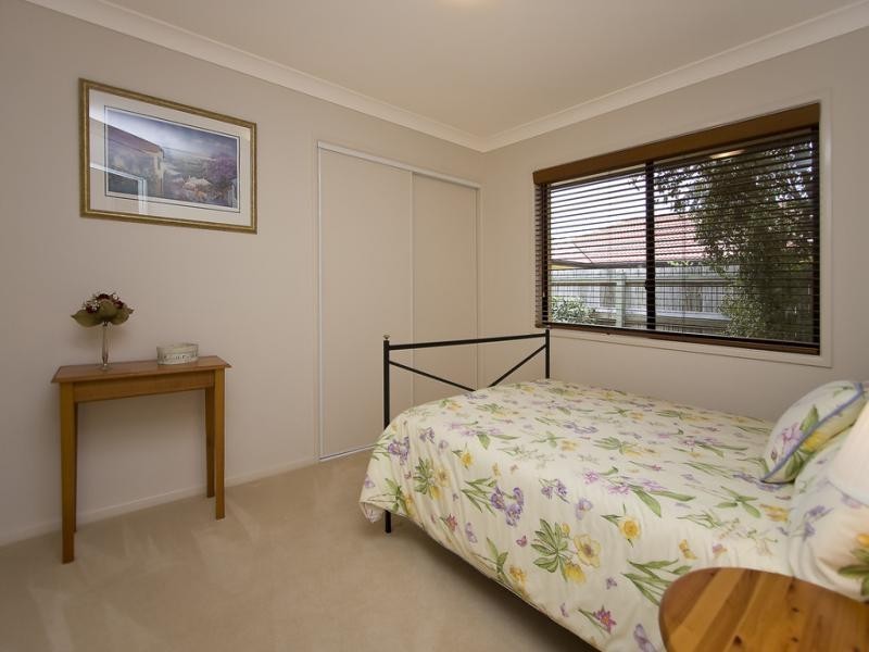 19 Lightwood Pl, Sinnamon Park QLD 4073