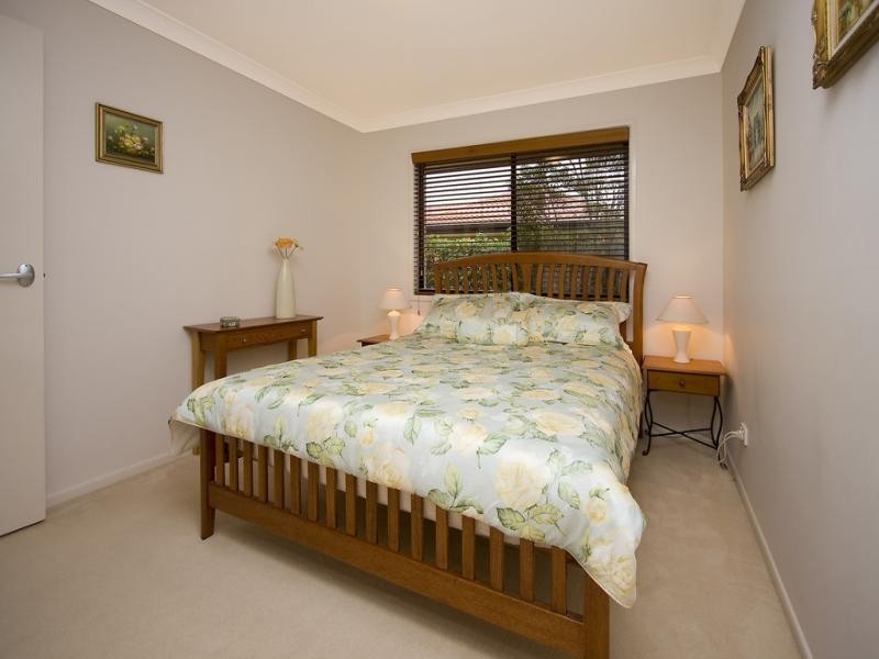 19 Lightwood Pl, Sinnamon Park QLD 4073