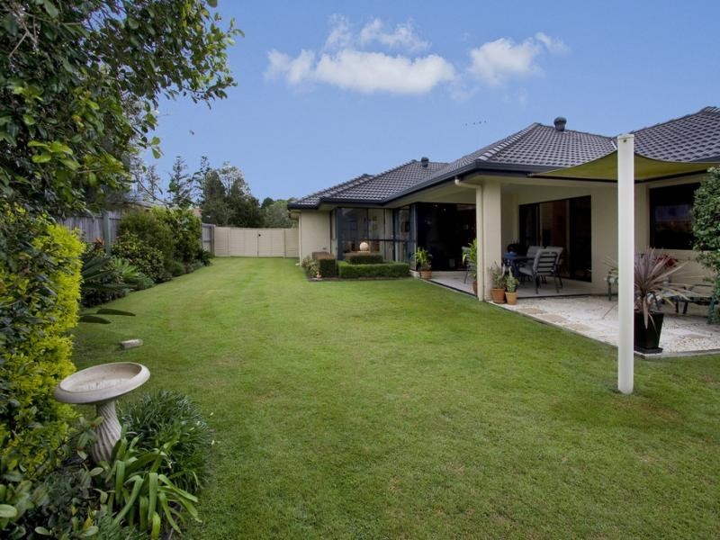 19 Lightwood Pl, Sinnamon Park QLD 4073